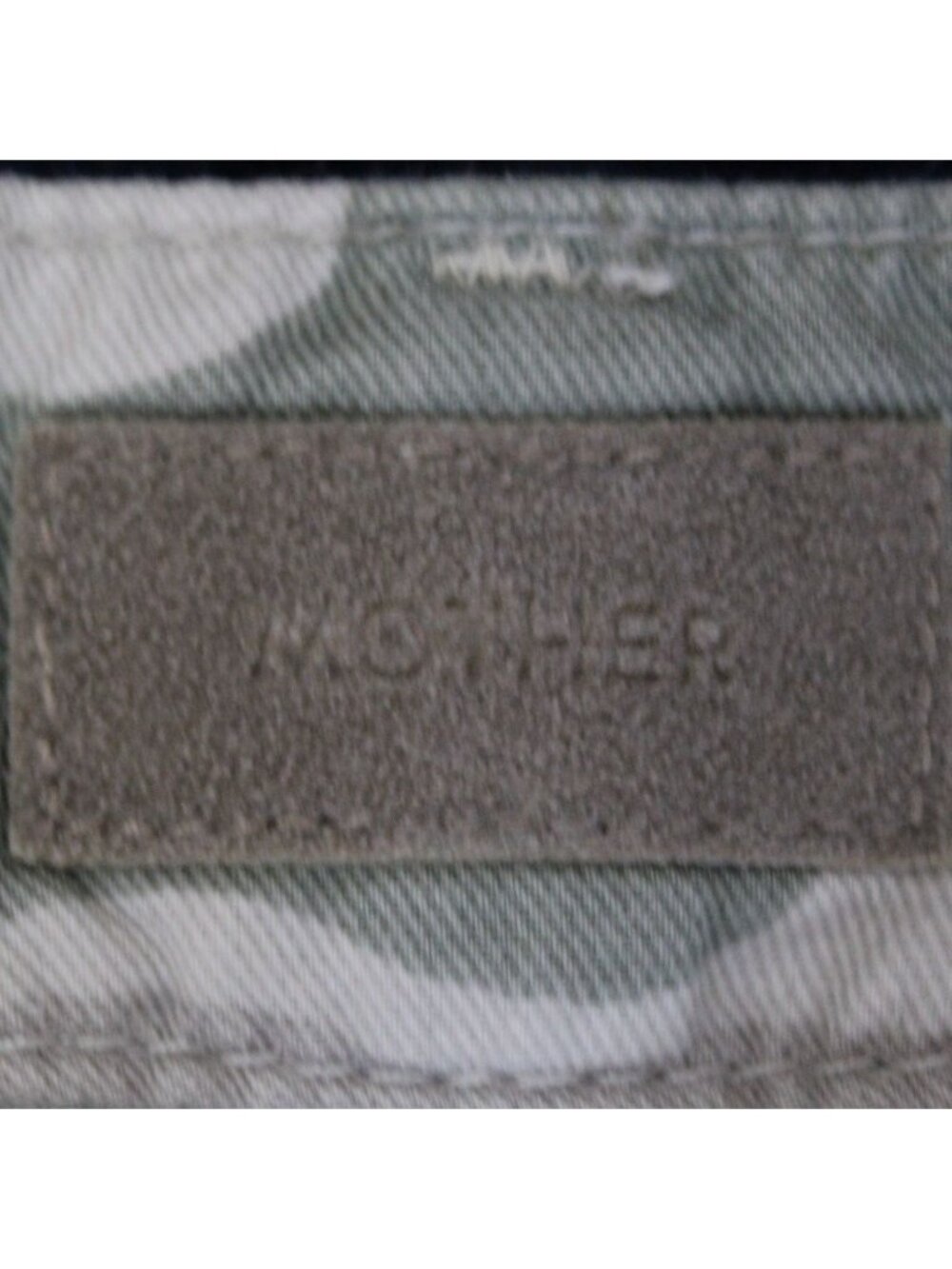 Mother The Shaker Crop Fray Pants Racer Stripe Camo Army Green Size 27 - Picture 3 of 5